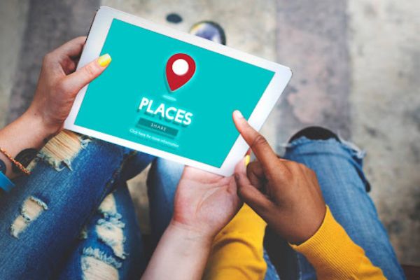 real-time location sharing